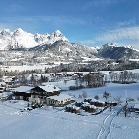 Igluhut Four Seasons Dom wakacyjny